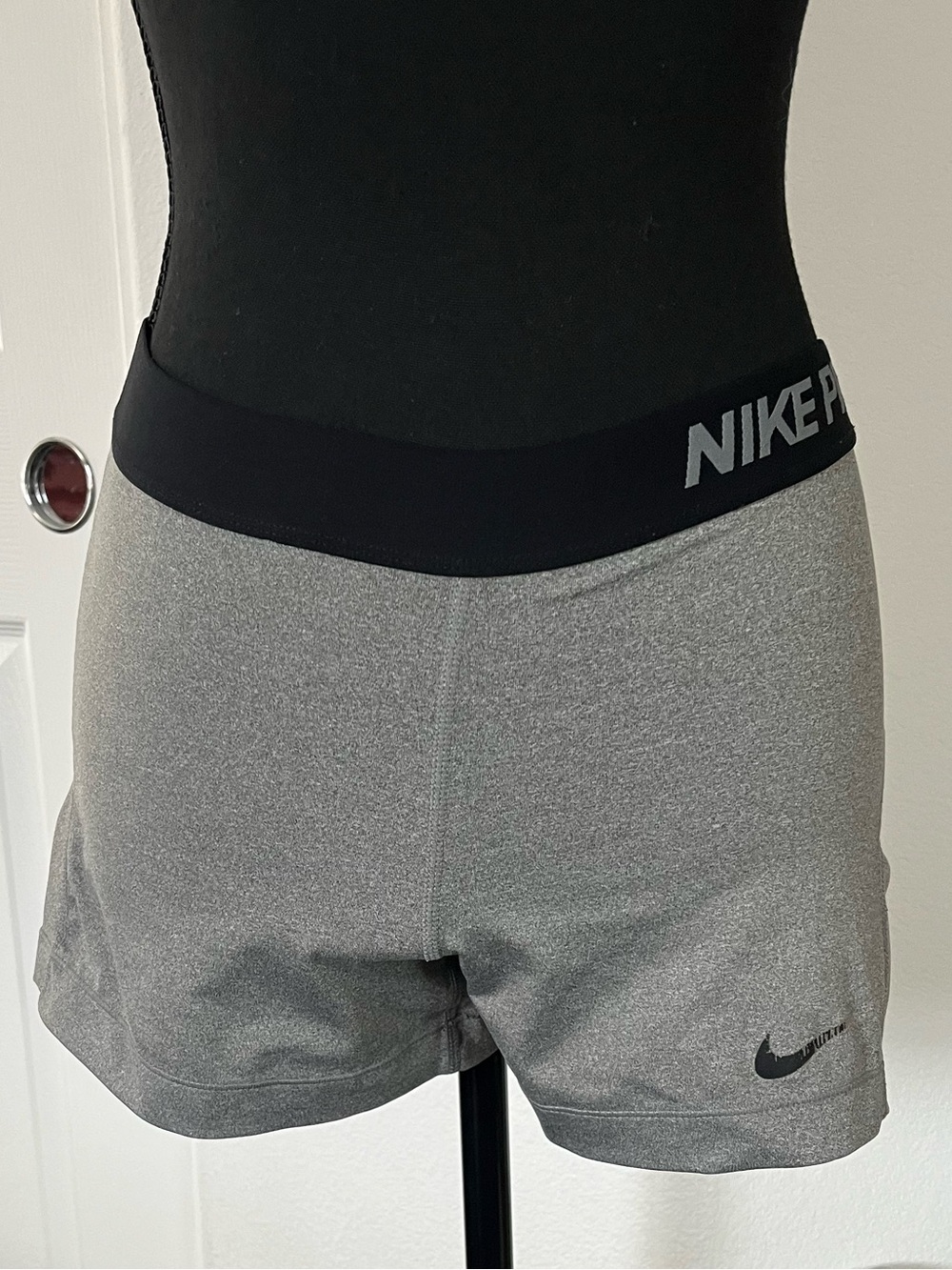 Nike Pro Dri-FIT Leggings & Compression Shorts Bundle | Gray & Black - Picture 8 of 15